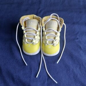 Nike Air Jordan's Children's Shoes 4C Yellow/White Max Aura